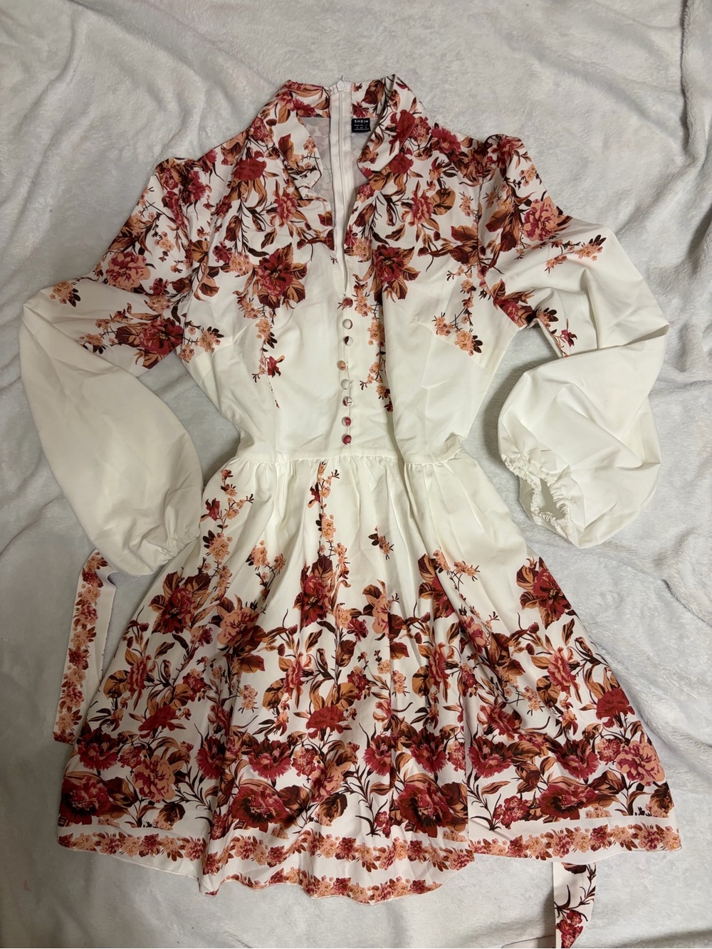 SHEIN Cream Long-Sleeve Floral Button-Front Dress small/4